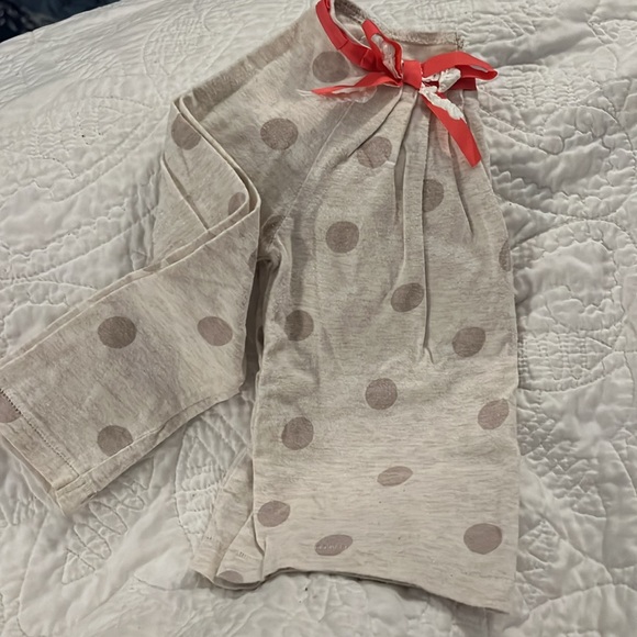 🥳 5 for $10 🥳 2T top - Picture 2 of 2